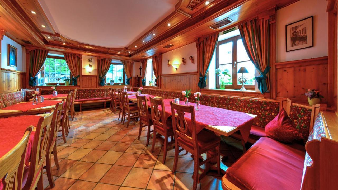 Zur Post Mini-hôtel 3*
