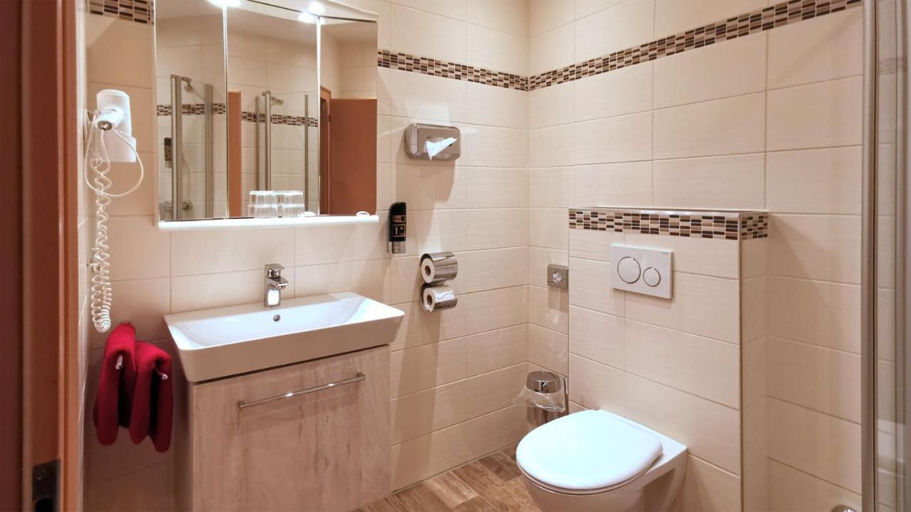 Mini-hôtel Zur Post 3*